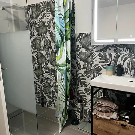 Gaestezimmer 21qm Im Casa Kirchweg Гостевой дом